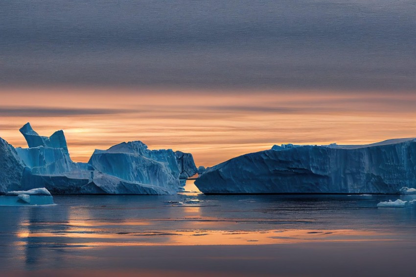 Captivating Nature Photography - Serene Icebergs at Sunset